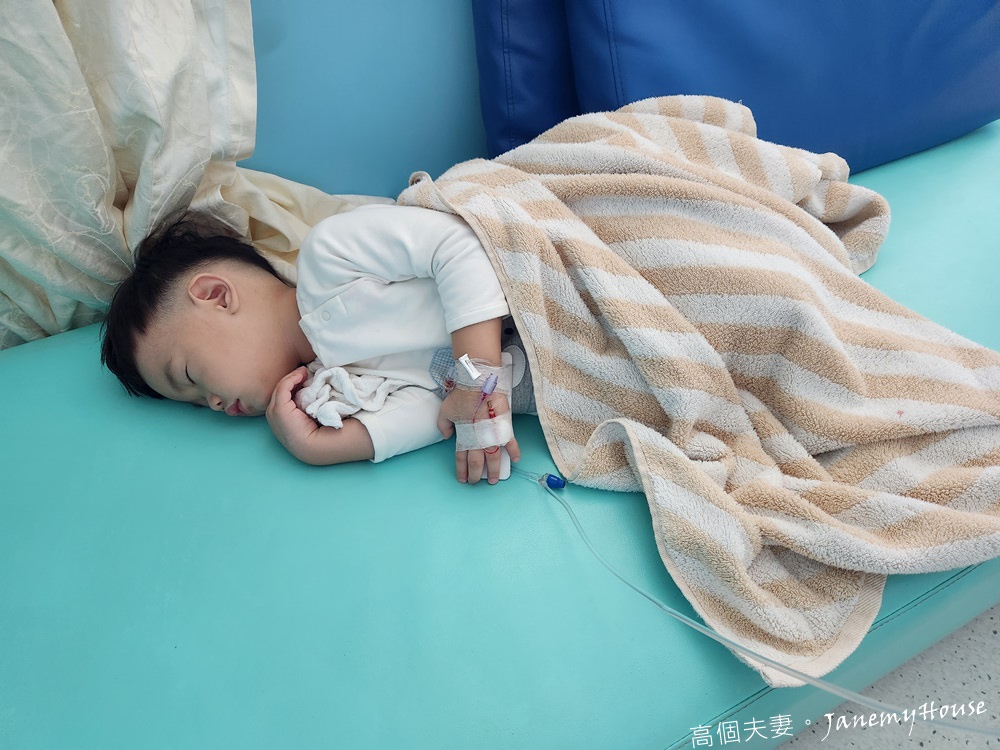嬰幼兒沙門氏桿菌腸炎！寶寶症狀、治療、門診、住院紀錄