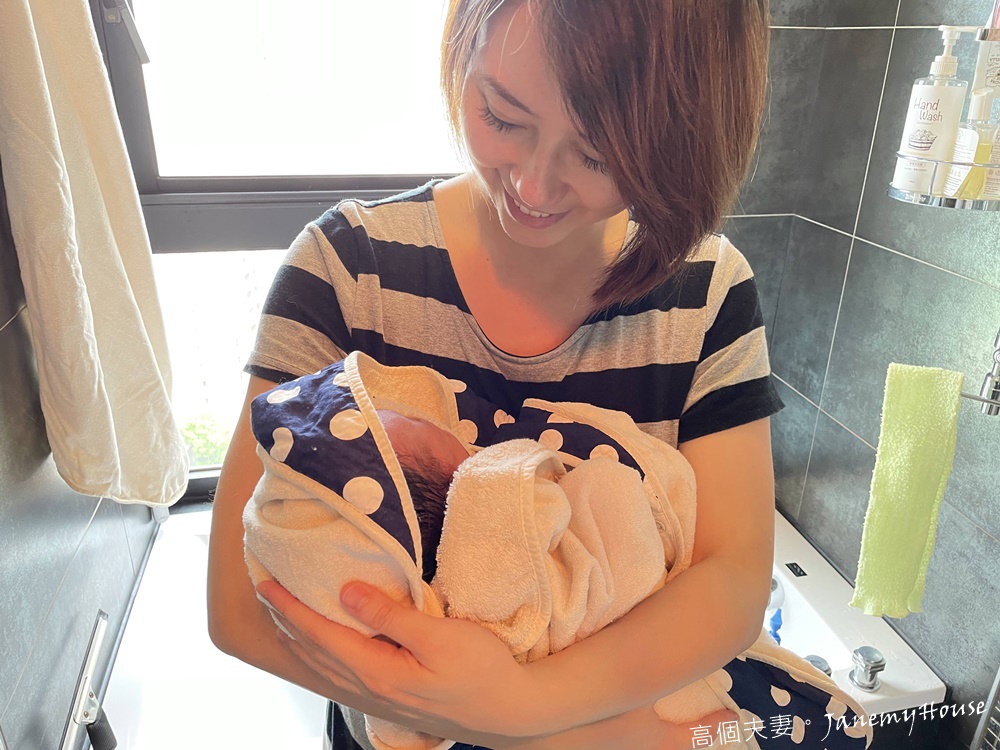 嬰兒浴巾推薦 - Nizio小蘑菇天然棉紗浴巾、跳跳糖四層紗浴包巾