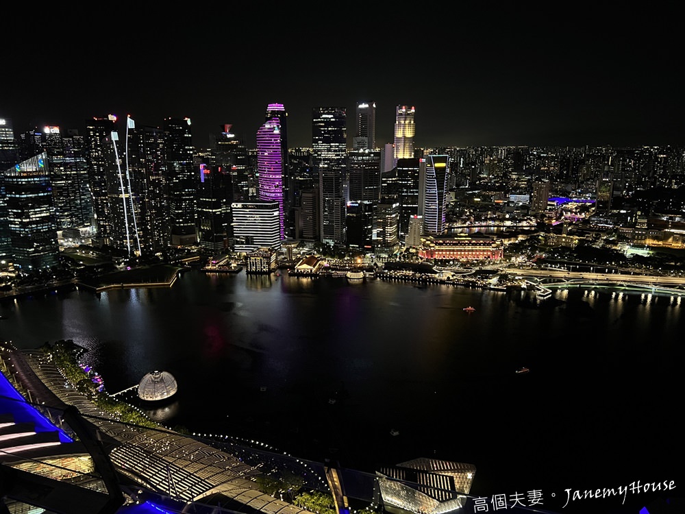 【新加坡】金沙酒店空中花園觀景台，一覽濱海灣區高空夜景