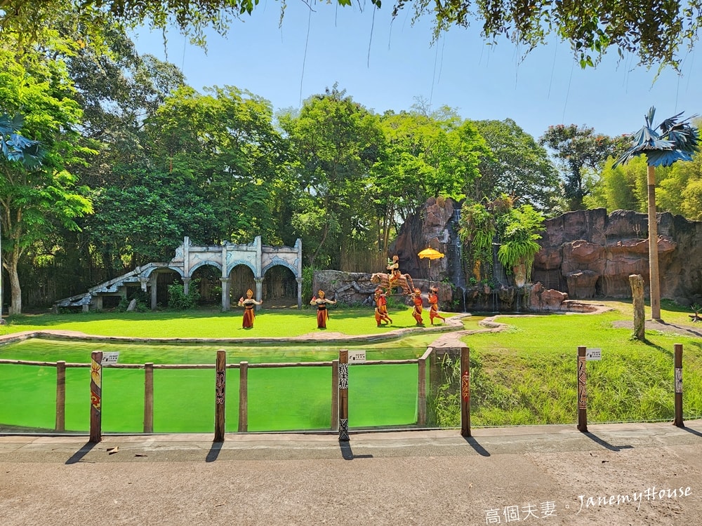 【峇里島】動物園Bali Safari，推薦親子遊必去景點，和獅子一起午餐！