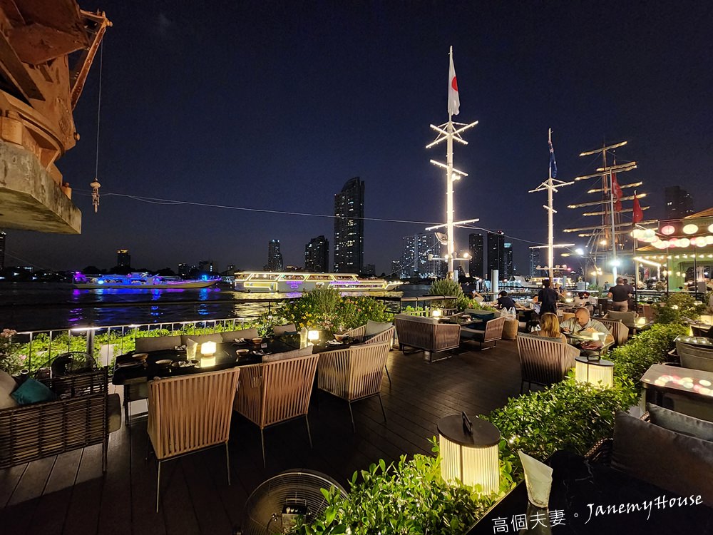 【曼谷】Day1最大室內水上市場Iconsiam、昭披耶河遊船、Asiatique河濱夜市